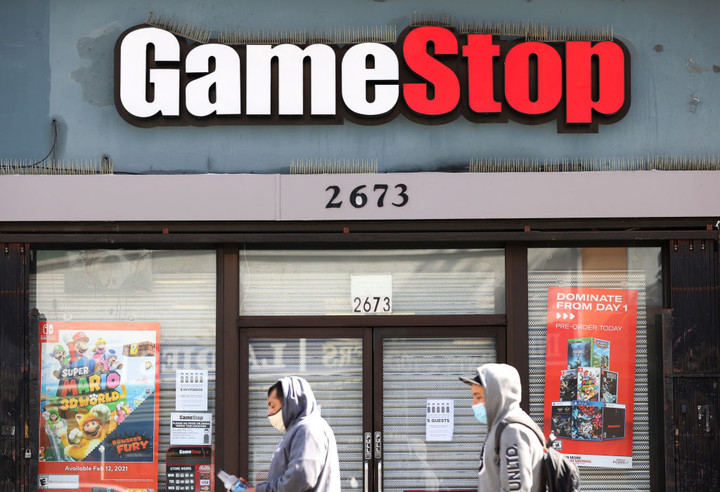 GameStop Stock Falls On Q1 Results; Hires New CEO, CFO