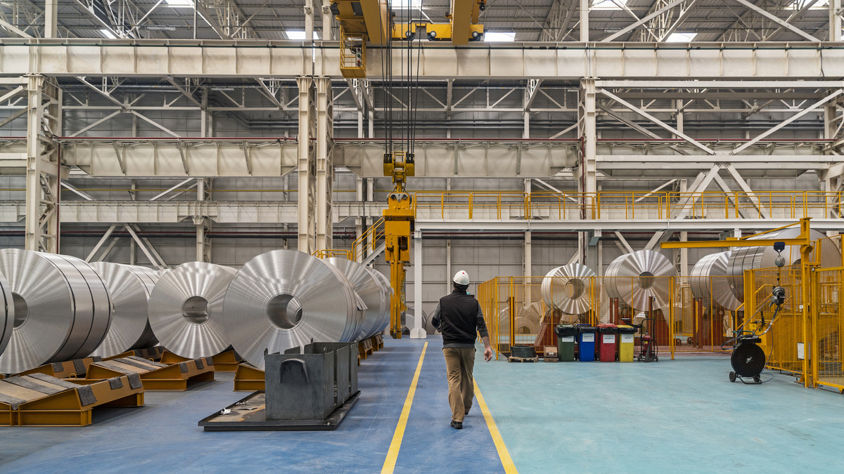 How to Keep Manufacturing Efficient in Remote Environments