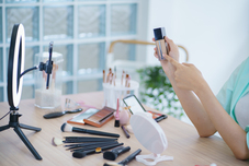 How to Build an Online Beauty Tutorial in 10 Steps