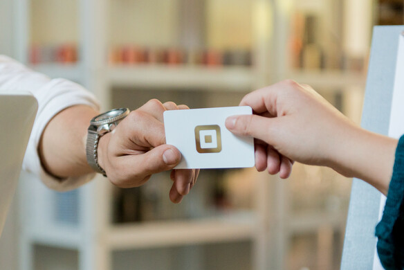 How to Get Mother’s Day Gift Cards for Your Business—And Sell a Lot of Them