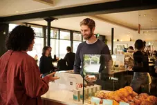 Comment Forecast Coffee à Vancouver réduit ses coûts et optimise l’efficacité grâce à Square