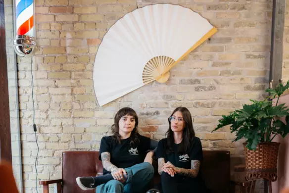 Comment le barbier Good Fortune rend les coupes de cheveux plus inclusives