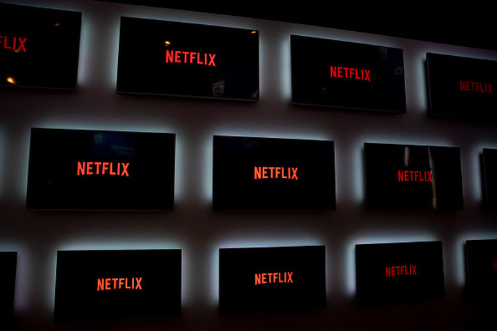 Netflix Adds 10 Million Subs But Stock Slides