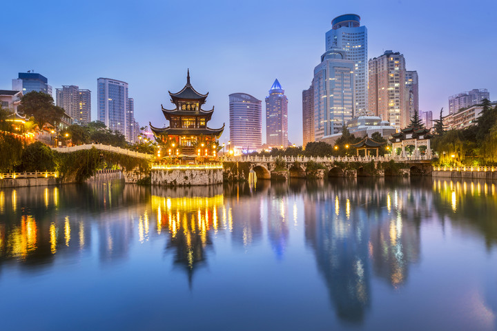 China Life Invests in Starwood Capital Hotels