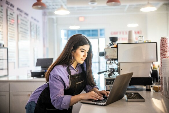 Small Business Loans and Grants for Women Owners 2025 Guide