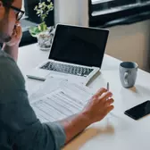 Qu’est-ce que l’impôt sur le travail indépendant?