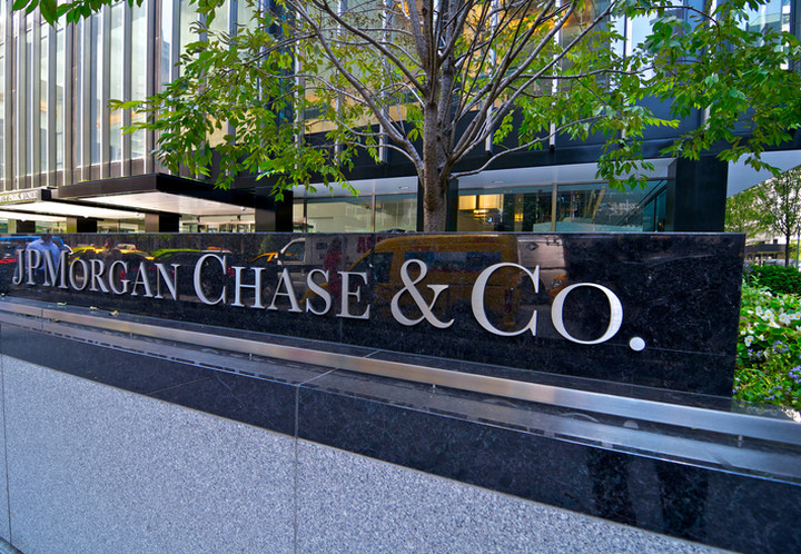 JPMorgan Chase Names New CFO; Lake to Head Consumer Lending