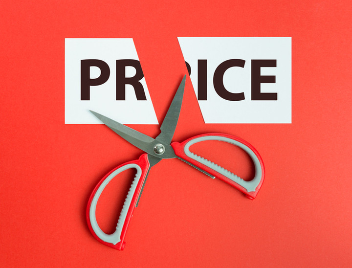 Target Plans Price Cuts as Sales Slump Again