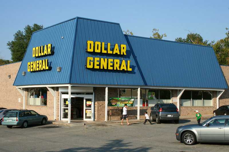 Dollar General Outbids Rival for Family Dollar Stores