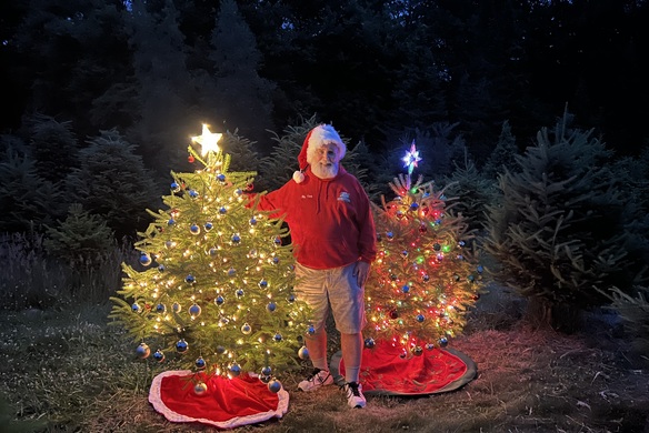 How This Christmas Tree Seller Spreads Holiday Cheer With Square