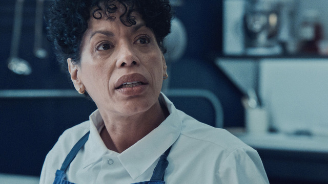 Liza Colón-Zayas as Tina Marrero in The Bear.jpg