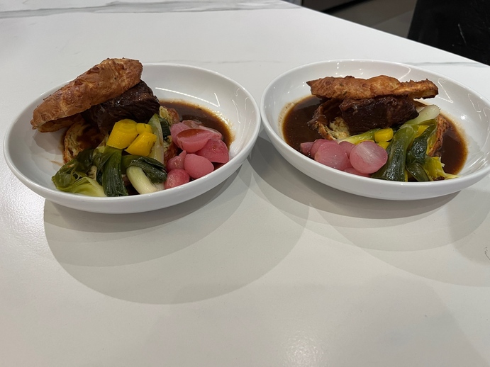alt="Two bowls of food on a tableDescription automatically generated"